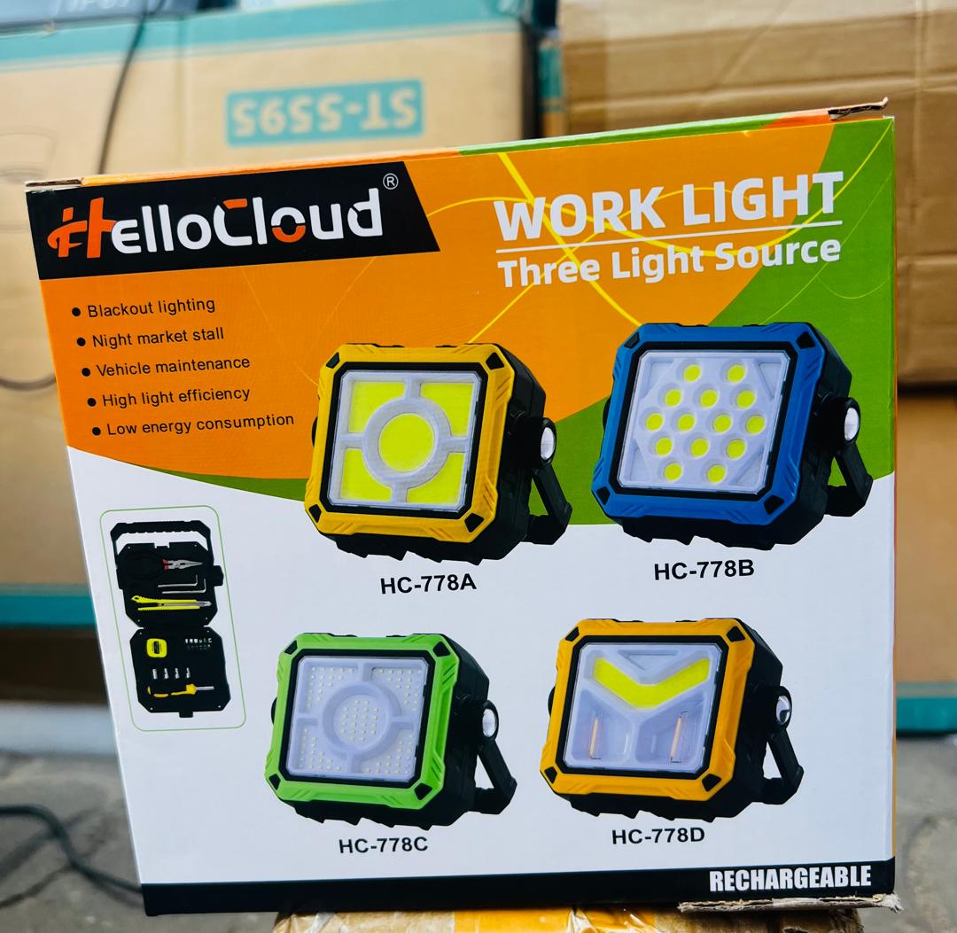 LAMPE TROCHE LED AVEC 7 MODES D'ALLUMAGES, Rechargeable : Via type C et Solaire.